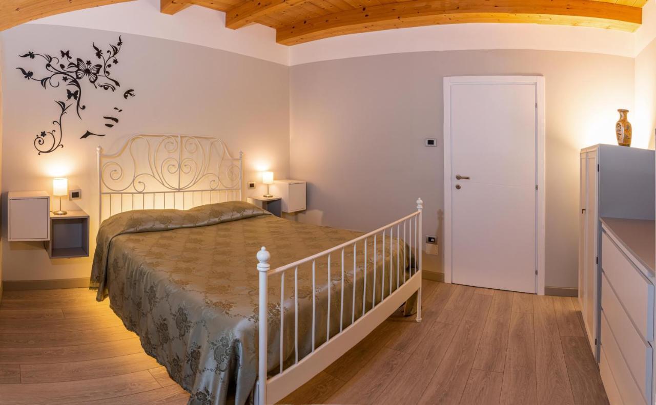Appartamento Incantevole Con Parcheggio Privato Casteldidone Kültér fotó